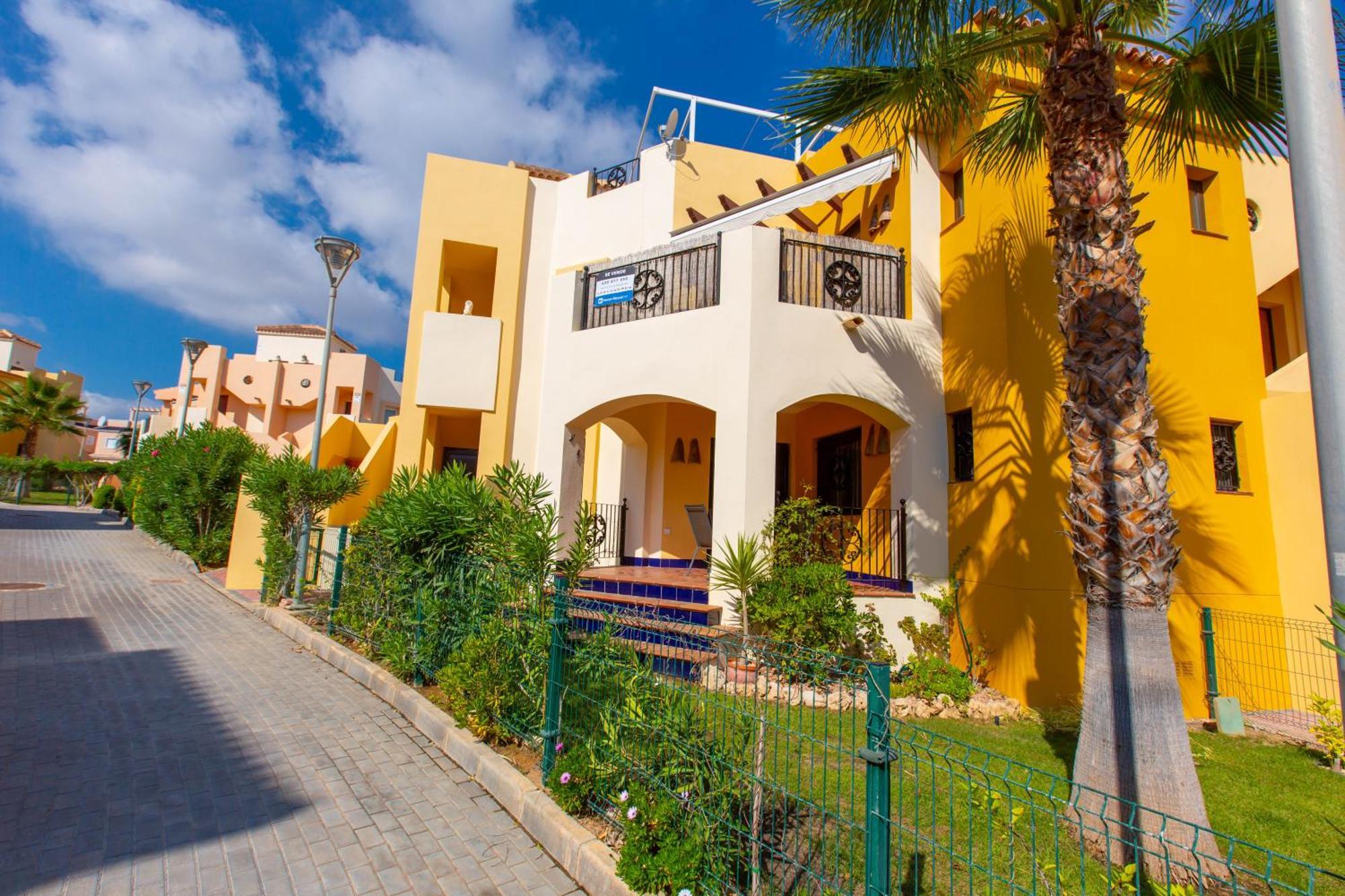 شقة Punta Prima Casa تورّيفيِخا المظهر الخارجي الصورة